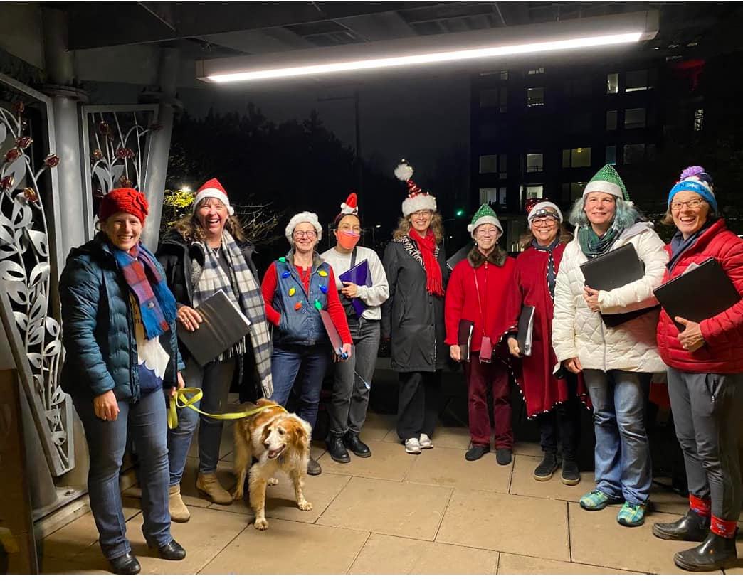 Seattle Metropolitan Singers. caroling in lieu of a winter concert 2021